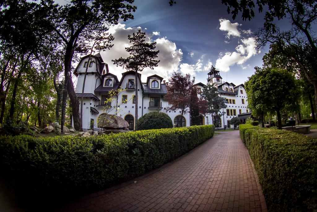 Hotel Maria Strzelin Eksteriør billede